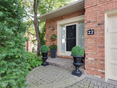 5 CARN CASTLE Gate #22 St. Catharines Ontario